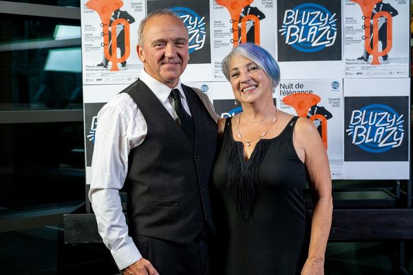 Invités heureux à la Nuit de l'élégance Bluzy Blazy, photo 25 de 155