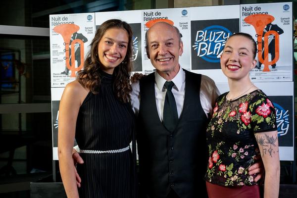 Invités heureux à la Nuit de l'élégance Bluzy Blazy, photo 36 de 155