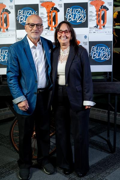 Invités heureux à la Nuit de l'élégance Bluzy Blazy, photo 71 de 155
